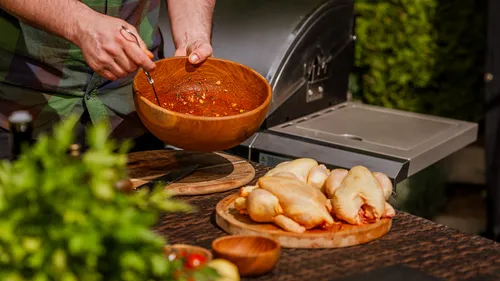 Pácok (nem csak) nyárshoz: 5 recept csirkéhez, sertéshúshoz és zöldségekhez